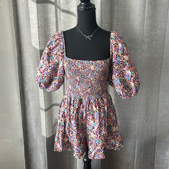 Floral Missguided Romper - Picture 1 of 5